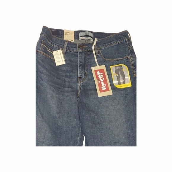 Levis Strauss Bermuda Misses Perfectly Slimming Shorts Size 10 NWT - Picture 2 of 10